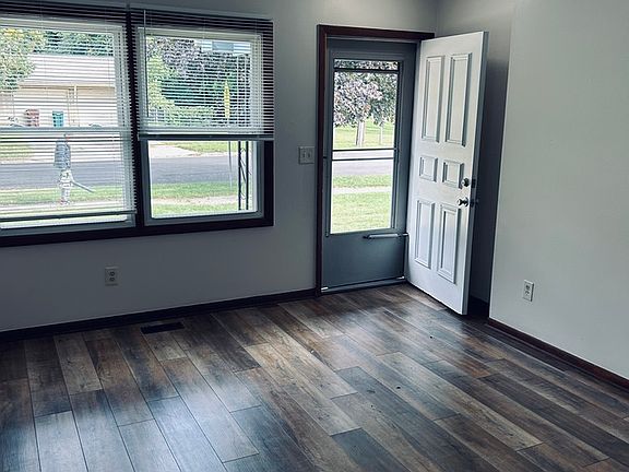 2nd image of 3000 Averill Dr
