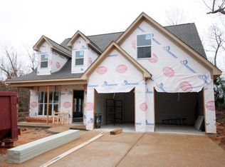 138 Oxford Creek Dr, Oxford, MS 38655