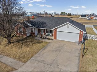 505 Sunshine Dr, Ashland, MO 65010