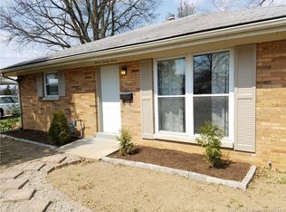 1127 Windsor Dr, Jeffersonville, IN 47130