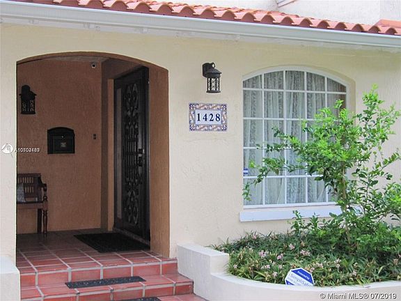 2nd image of 1428 Medina Ave #0