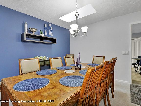 4th image of 4466 Comanche Dr #4