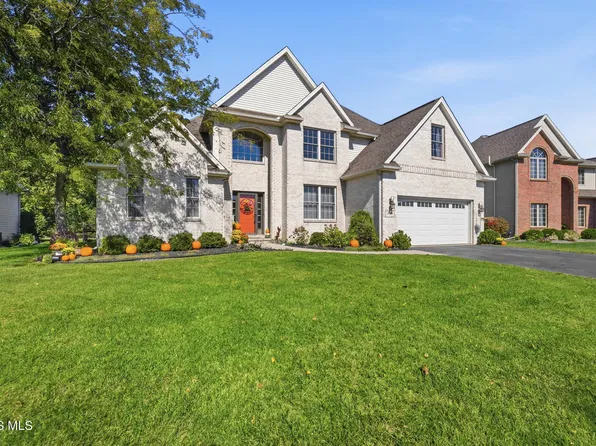 4724 Round House Cir, Monclova, OH 43542