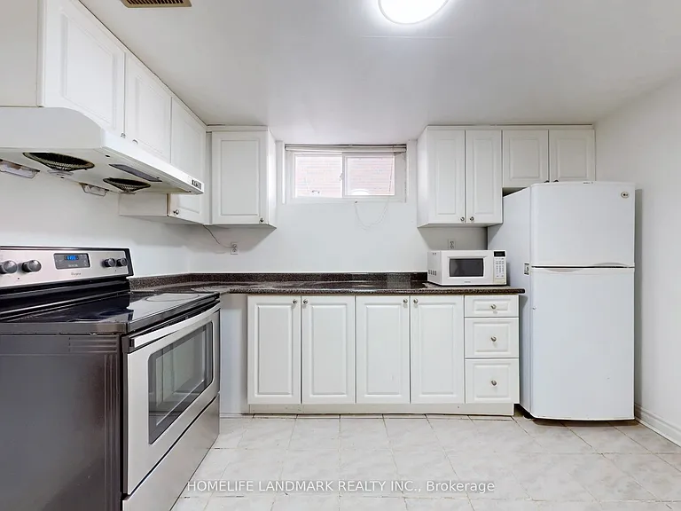 225 Pineway Blvd #BASEMENT — Photo 7