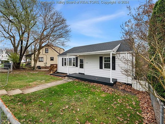 2nd image of 1102 Wilkie Dr