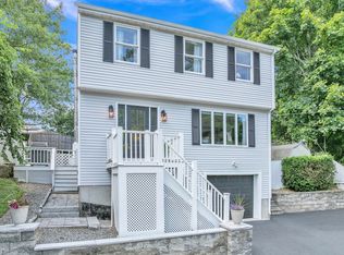 25 Burlington St, Woburn, MA 01801