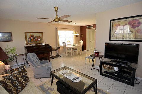 3rd image of 570 L Burgundy Street #570 L