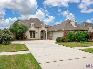 34059 Spring Lake Dr, Walker, LA 70785