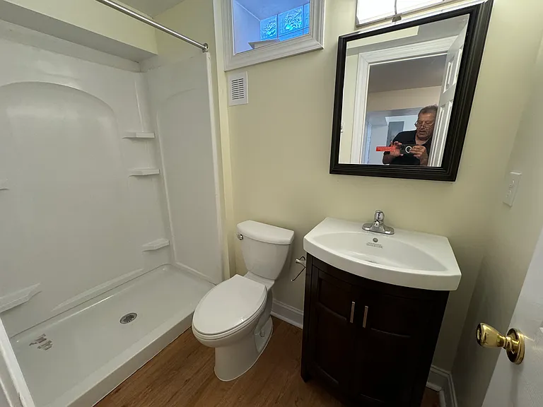 211 E Kingsley St — Photo 20