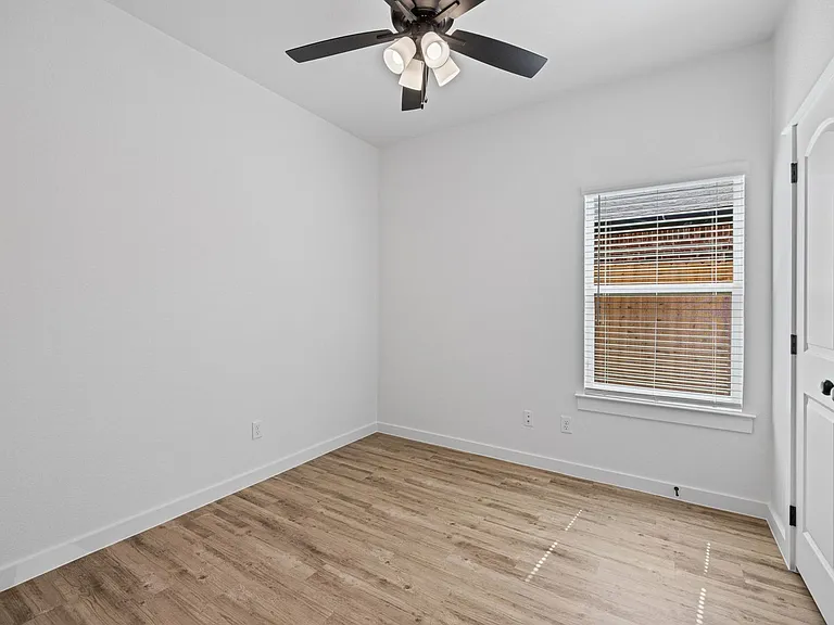 3607 Pintail Ln — Photo 11