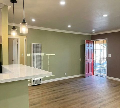 3rd image of 14241 Broadway #B