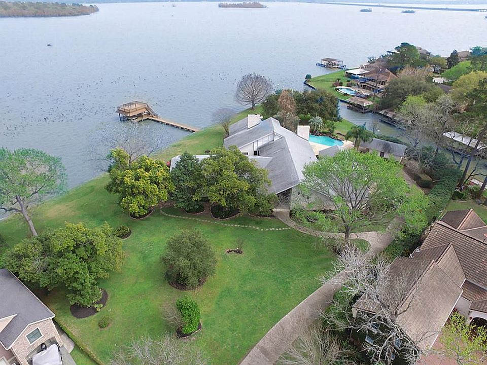 1st image of 8234 Magnolia Glen Dr