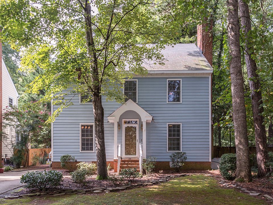 1st image of 220 Mainsail Dr