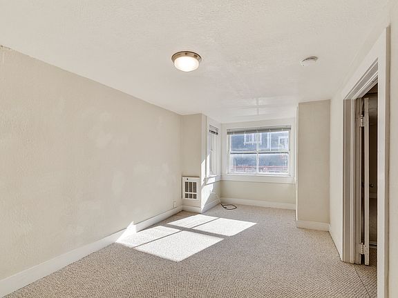 4th image of 3914 24th St #1/2