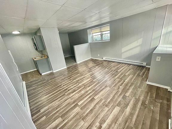 3rd image of 403 25th St #1E