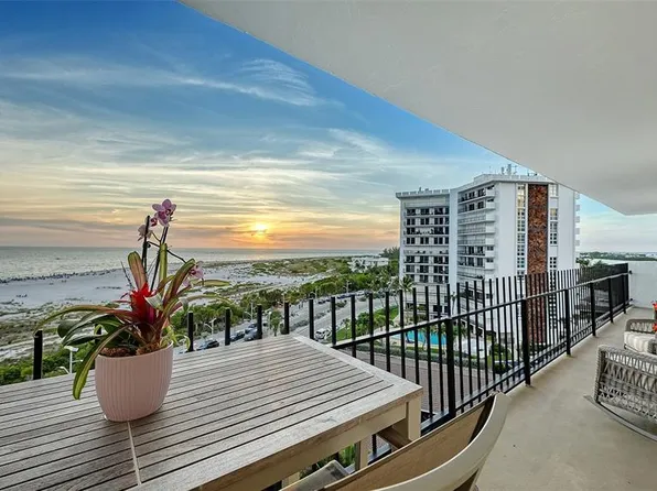 101 Benjamin Franklin Dr #85 & 86, Sarasota, FL 34236