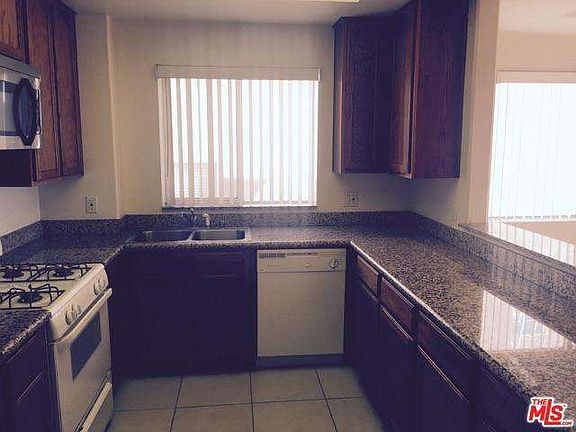4th image of 2121 S Bentley Ave APT 204