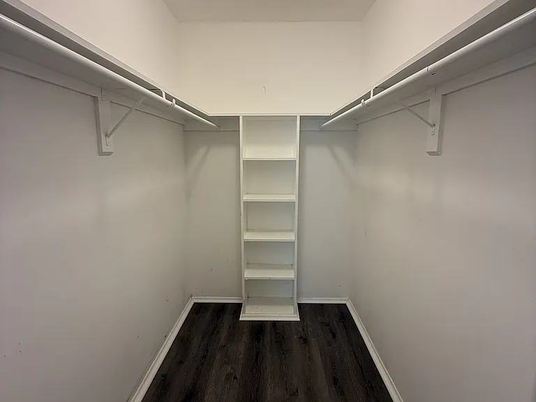 Walk in Closet