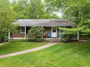 9 Grandview Cir, Asheville, NC 28806