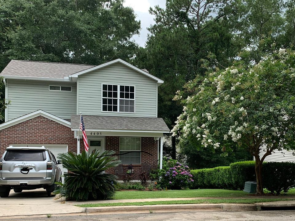 1st image of 4405 Wesley Dr