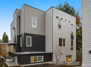 West Harbor 6, Seattle, WA 98106