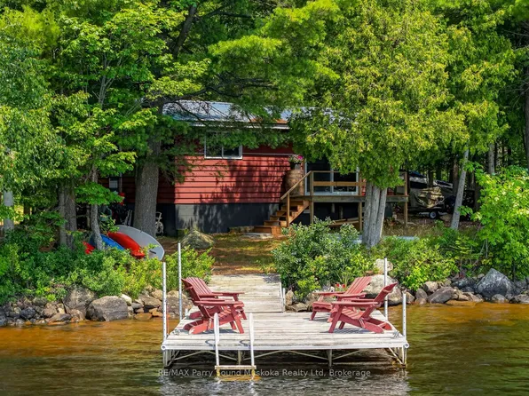 3 Robinson Rd, Magnetawan, ON P0A 1A0
