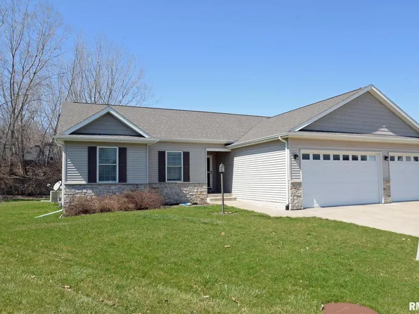 617 N 6th Street Ct, Princeton, IA 52768