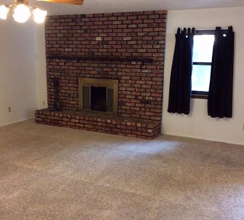 4th image of 1609 Belvoir Cir