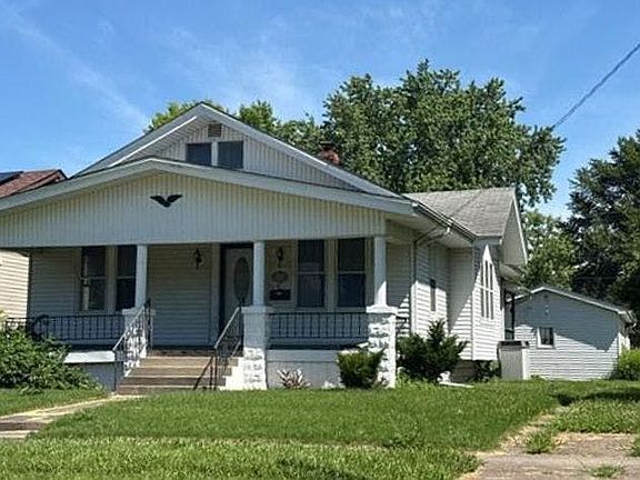 2nd image of 214 W Central Ave