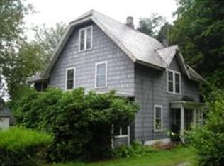 12 Maple St, Northampton, MA 01062