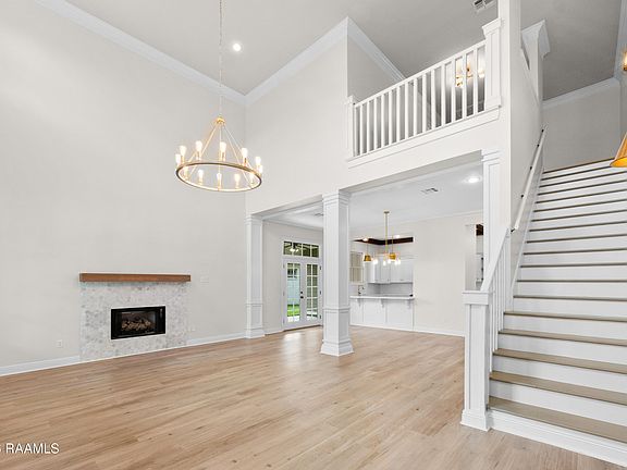 4th image of 308 Founders St