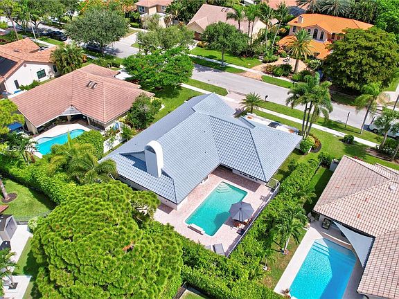 2nd image of 2824 NW 28th Street