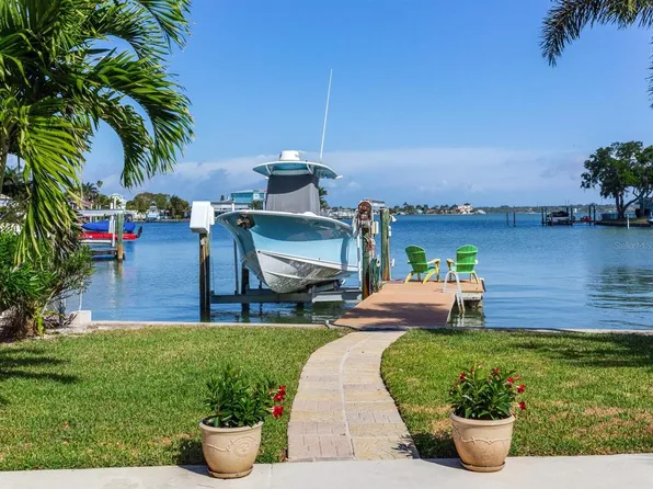 404 161st Ave, Redington Beach, FL 33708