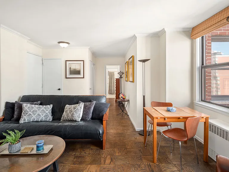 200 W 79th St #16S — Photo 3
