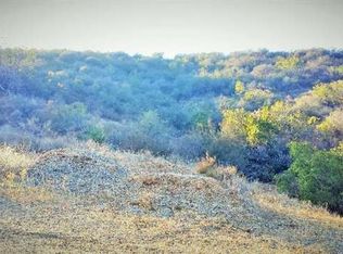 385 S Skyline Dr, Thousand Oaks, CA 91361