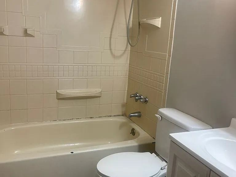 207 Channing Dr — Photo 20