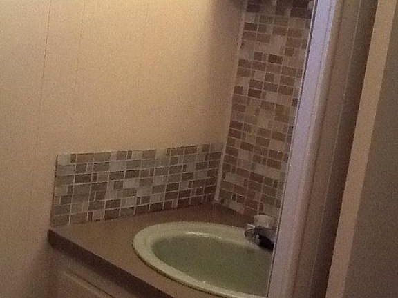 4th image of 5252 Isabelle Ave