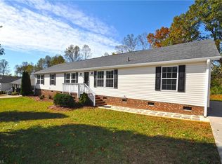 5024 Natalie Temple Ln, Winston Salem, NC 27105