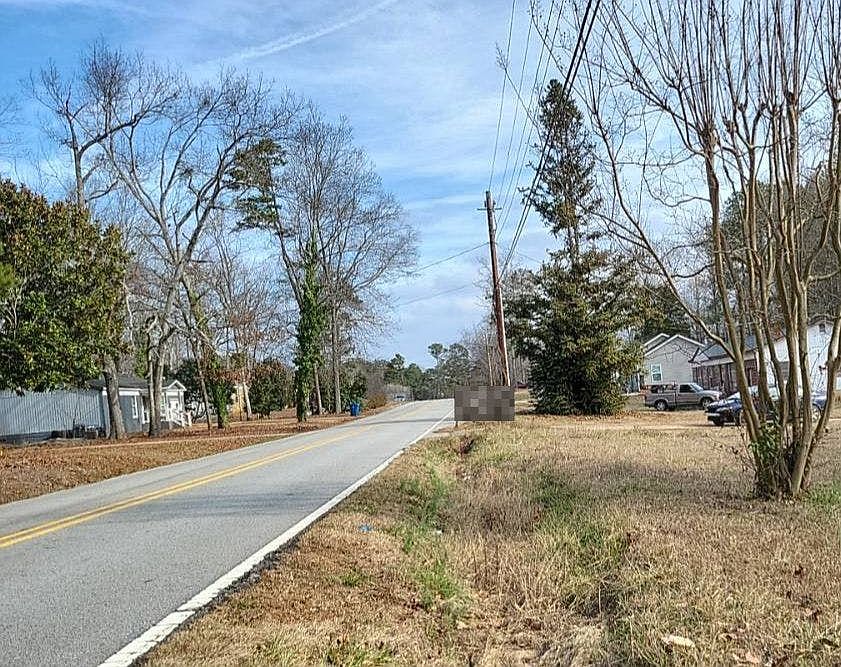 2nd image of 335 Old Monroe Rd