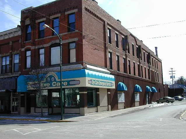20 Main St — Photo 1