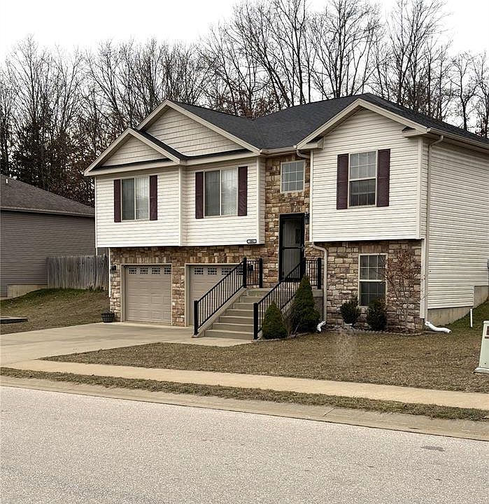 1st image of 106 Creek View Dr