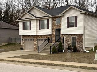 106 Creek View Dr, Saint Robert, MO 65584