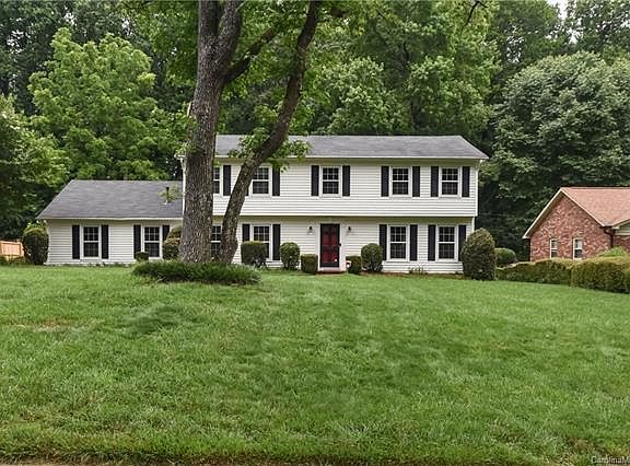 2nd image of 6533 Pencade Ln