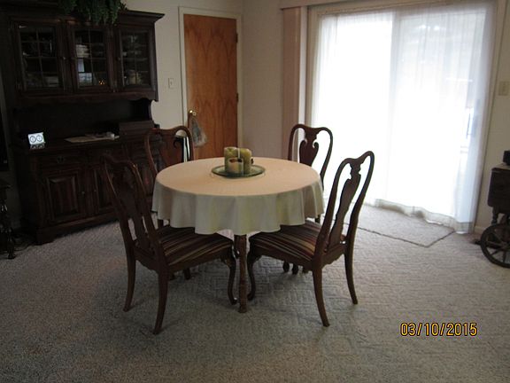 4th image of 410 Blake St