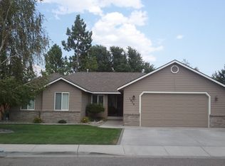 1010 W 32nd Ave, Kennewick, WA 99337