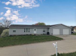1303 N 6th St, Nebraska City, NE 68410