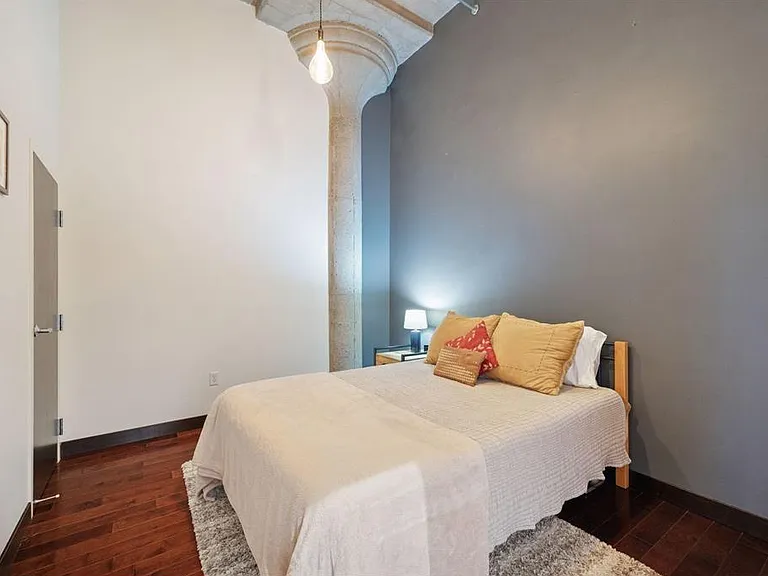 618X Washington Ave N #602 — Photo 11
