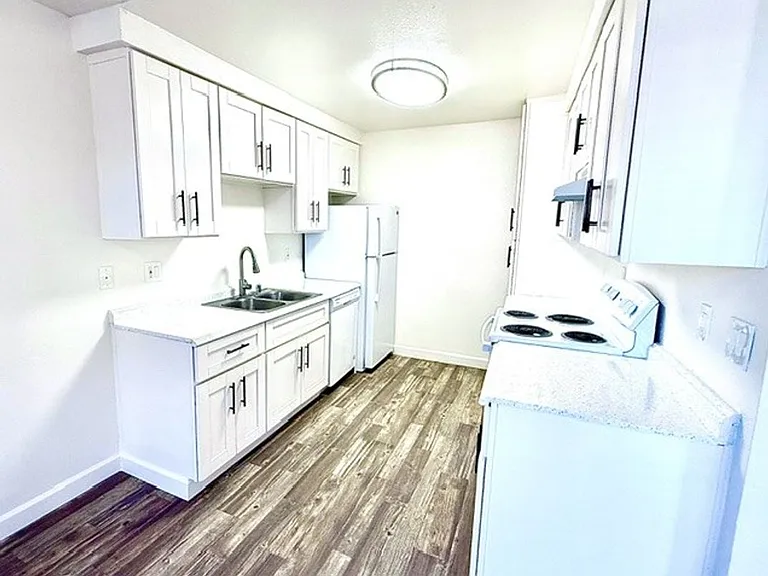 Palm Villas Apartments — Photo 28
