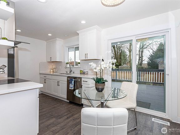 5th image of 7305 32nd Avenue S