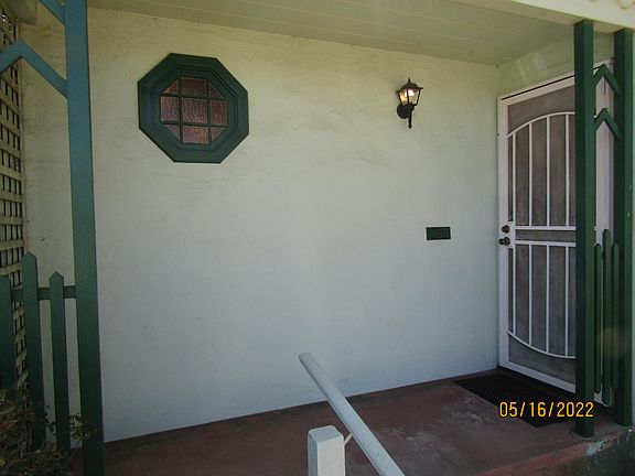 3rd image of 712 N Lincoln St